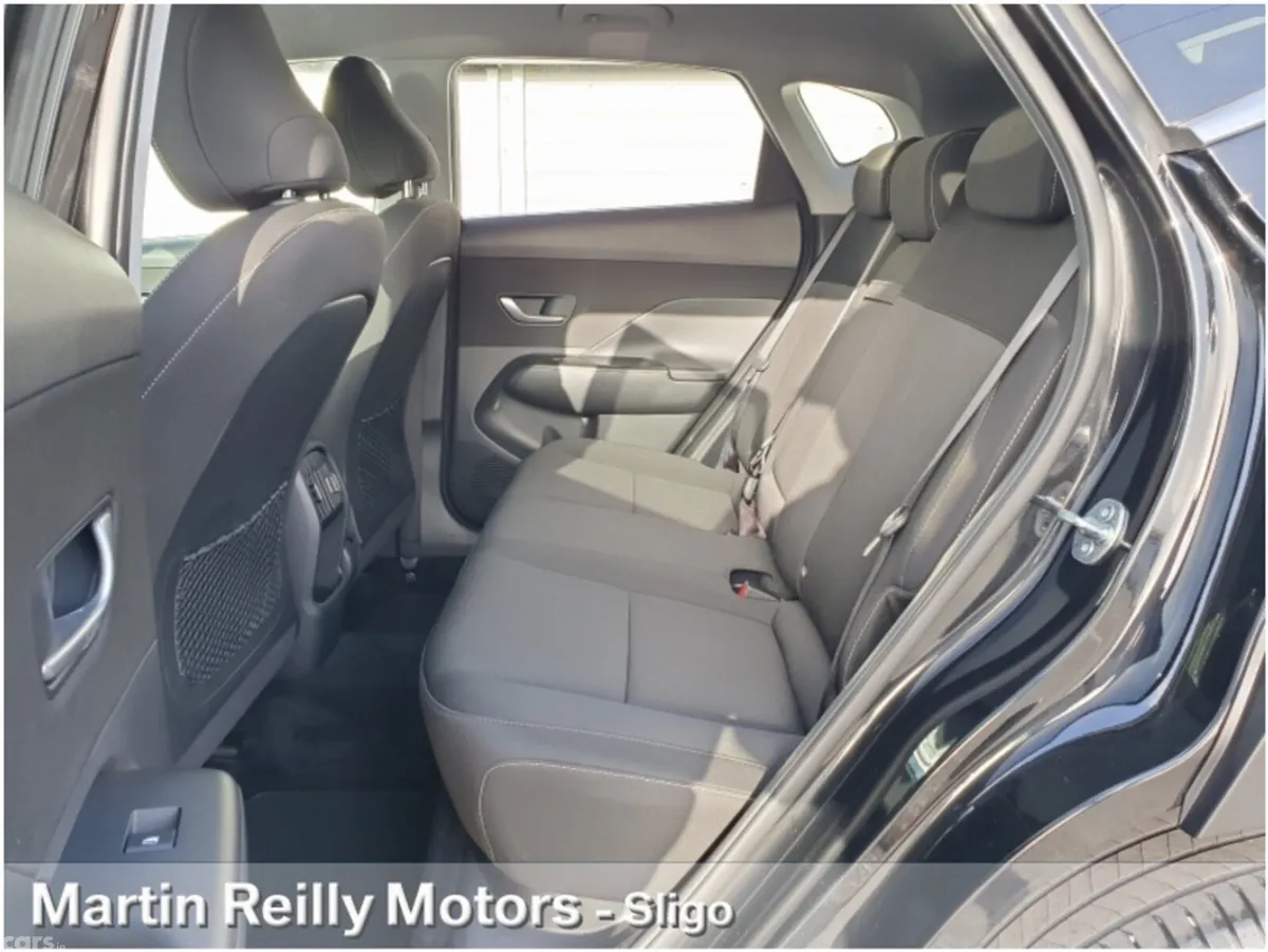 Hyundai KONA MPV, Petrol, 2026, Black