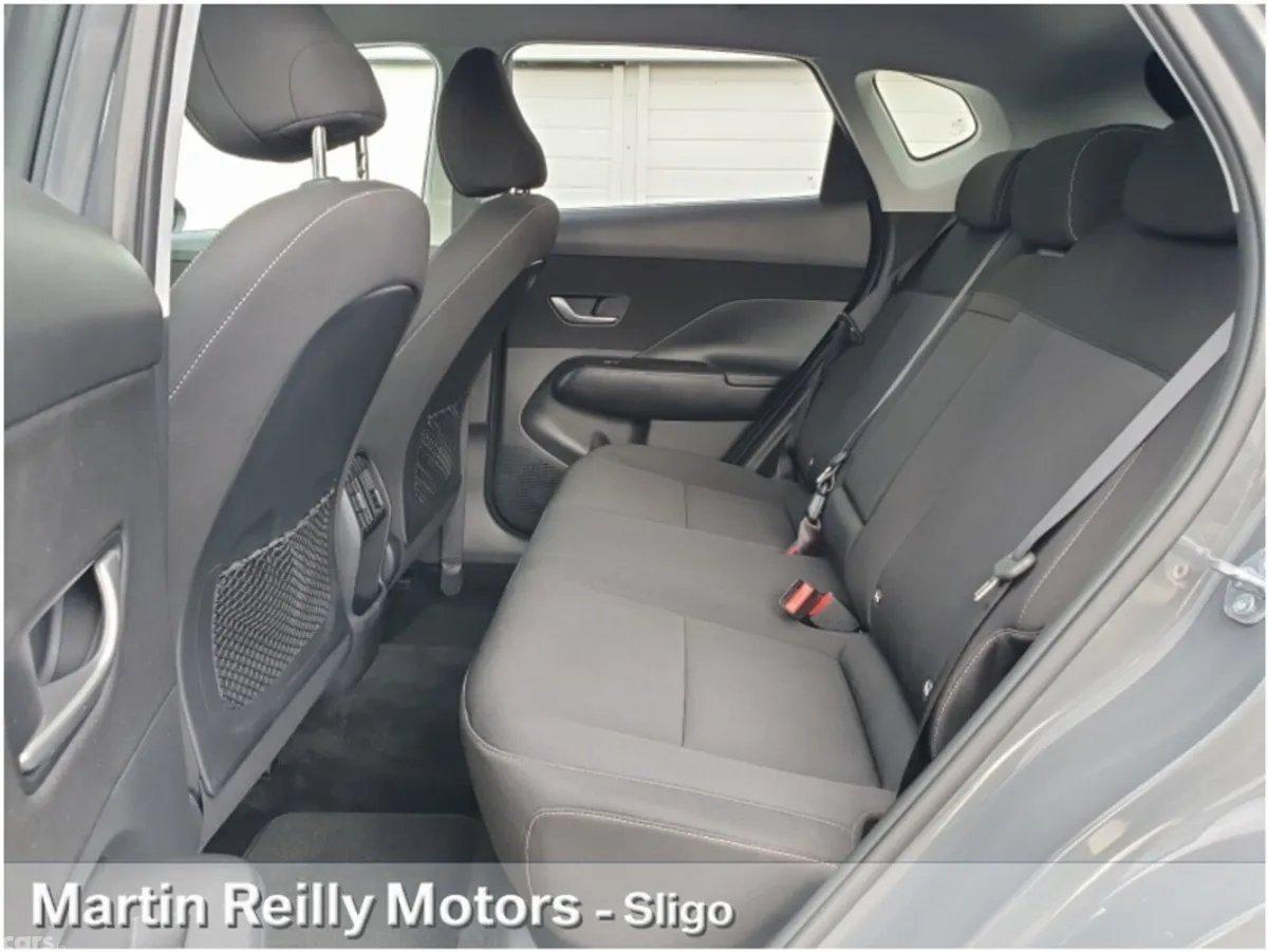 Hyundai KONA MPV, Petrol, 2026, Grey
