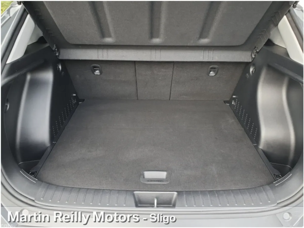 Hyundai KONA MPV, Petrol, 2026, Grey