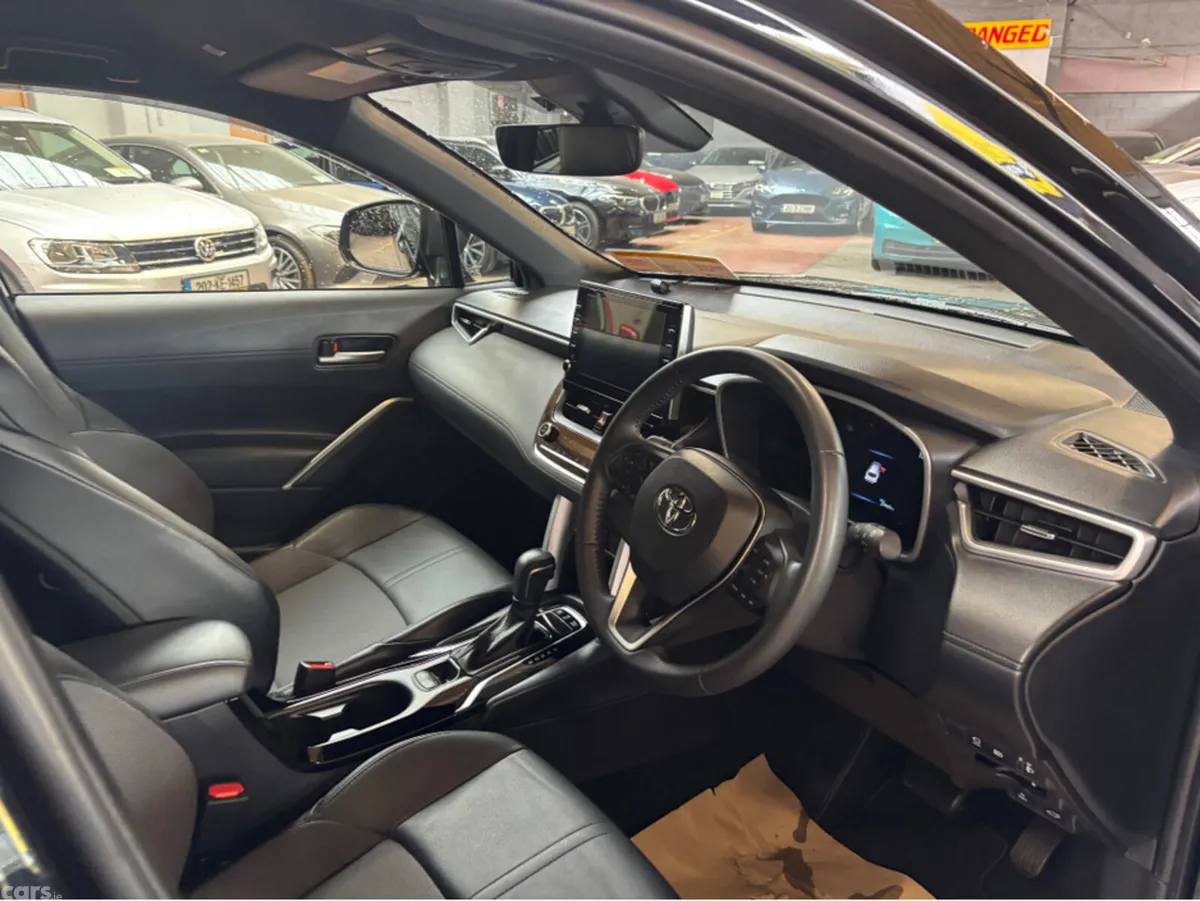 Toyota Corolla Cross SUV, Petrol Hybrid, 2023, Black