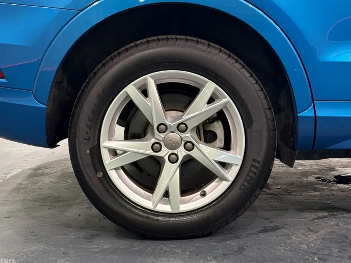 Audi Q3 SUV, Petrol, 2016, Blue
