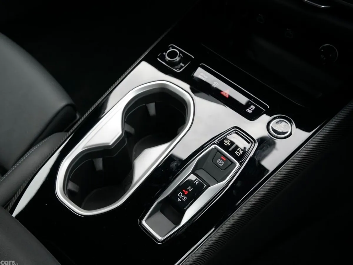 Audi A6 Saloon, Petrol Plug-in Hybrid, 2025, Blue