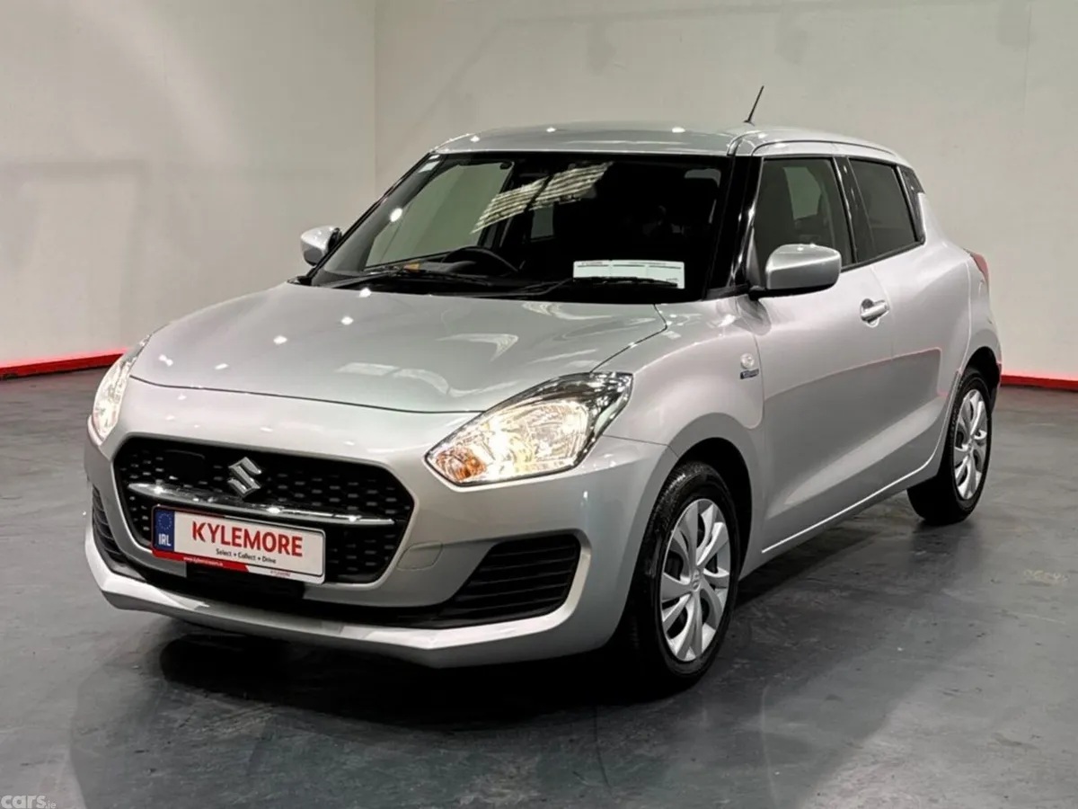 Suzuki Swift Hatchback, Petrol Hybrid, 2022, Silver