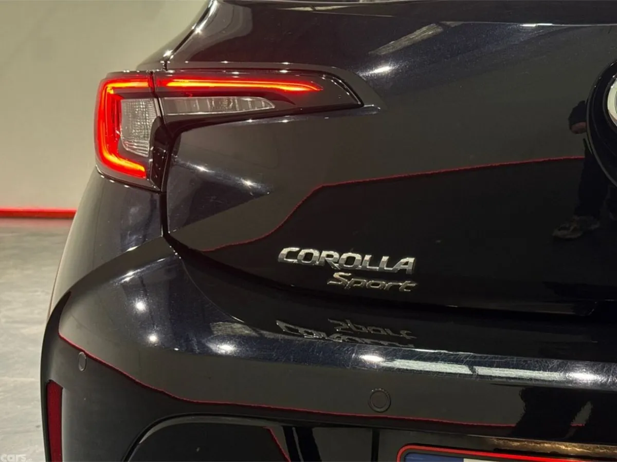 Toyota Corolla Hatchback, Petrol Hybrid, 2025, Black