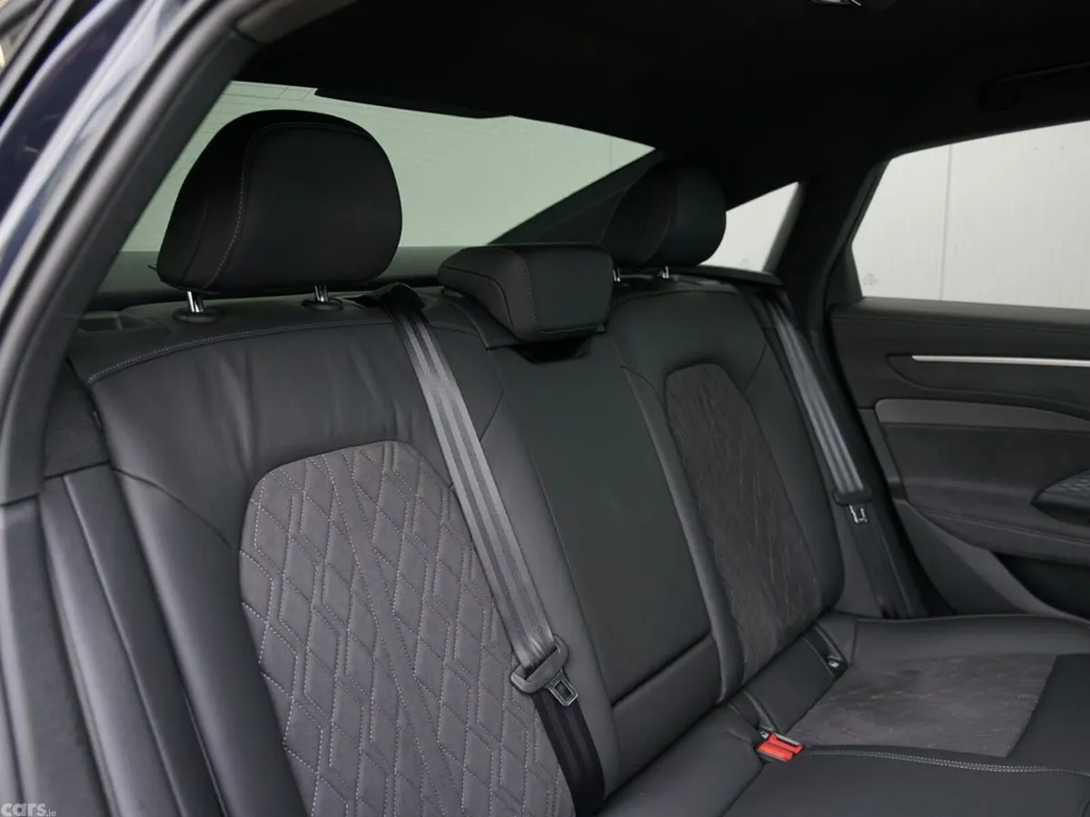 Audi A6 Saloon, Petrol Plug-in Hybrid, 2025, Blue