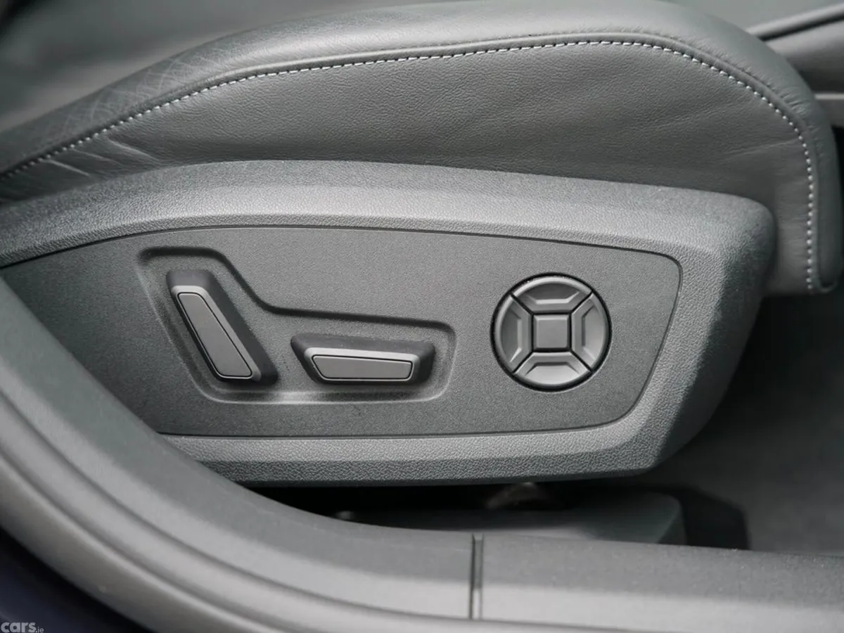 Audi A6 Saloon, Petrol Plug-in Hybrid, 2025, Blue