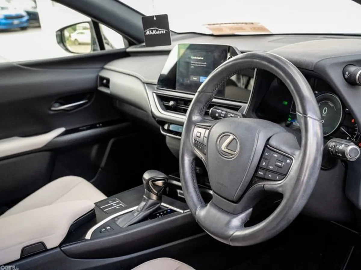 Lexus UX Estate, Petrol Hybrid, 2023, Silver