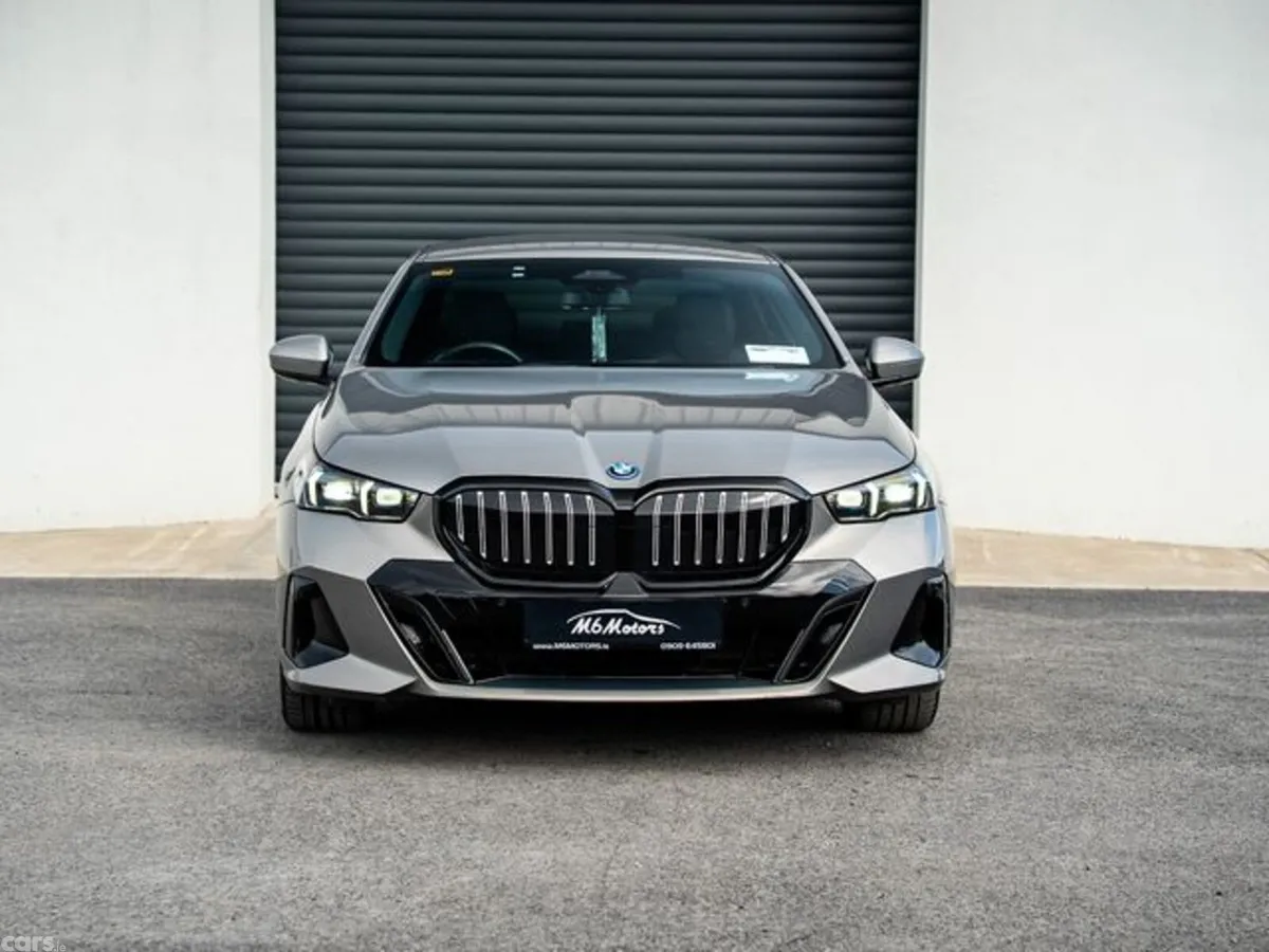 BMW 5-Series Saloon, Petrol Plug-in Hybrid, 2024, Grey