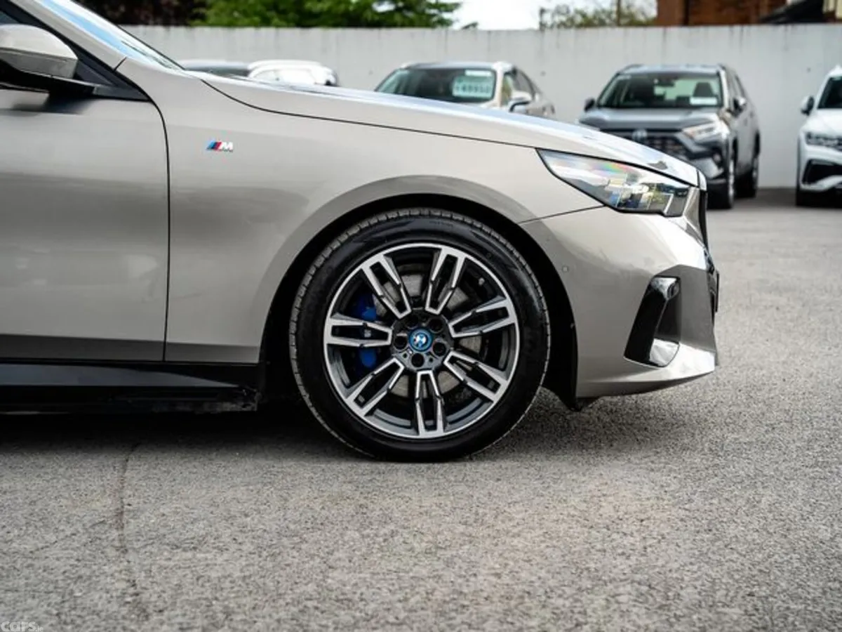 BMW 5-Series Saloon, Petrol Plug-in Hybrid, 2024, Grey