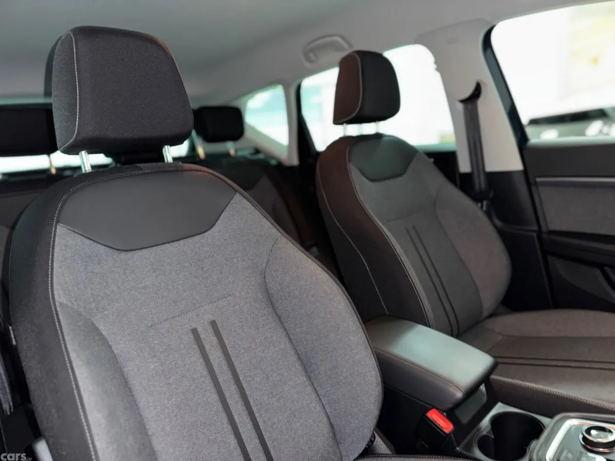 SEAT Ateca Estate, Petrol, 2023, Blue