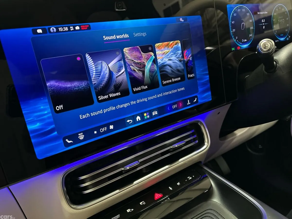 Mercedes-Benz GLB SUV, Electric, 2026, Blue