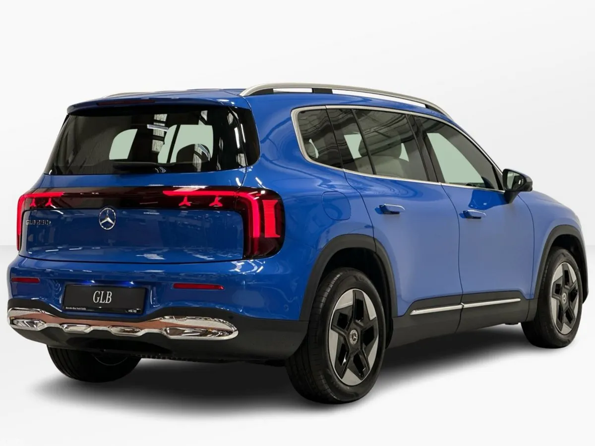 Mercedes-Benz GLB SUV, Electric, 2026, Blue