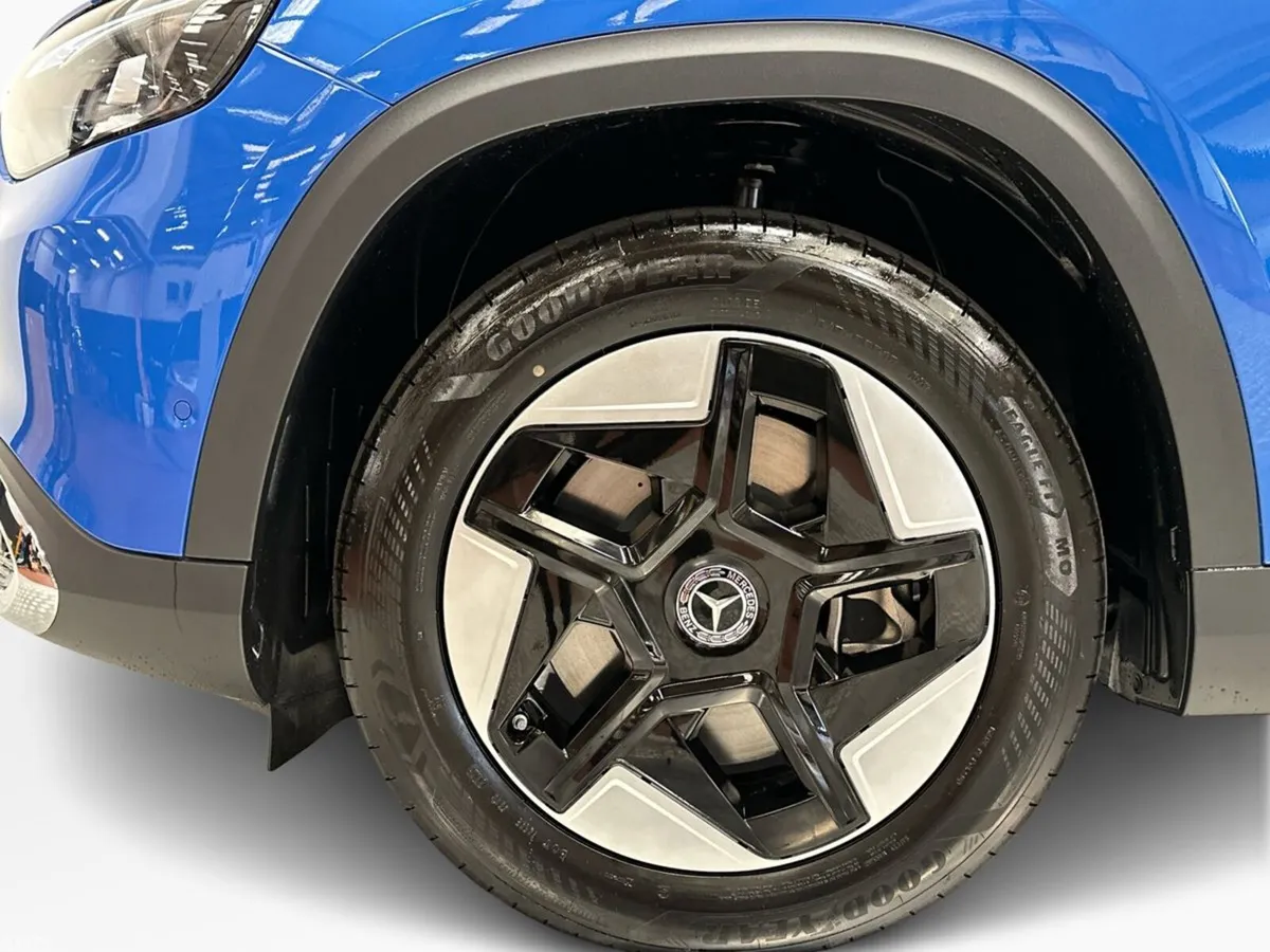 Mercedes-Benz GLB SUV, Electric, 2026, Blue