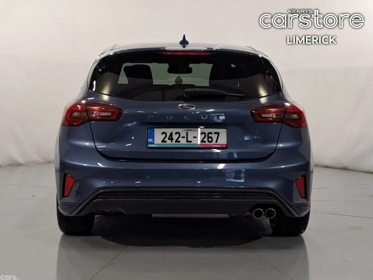 Ford Focus Hatchback, Diesel, 2024, Blue