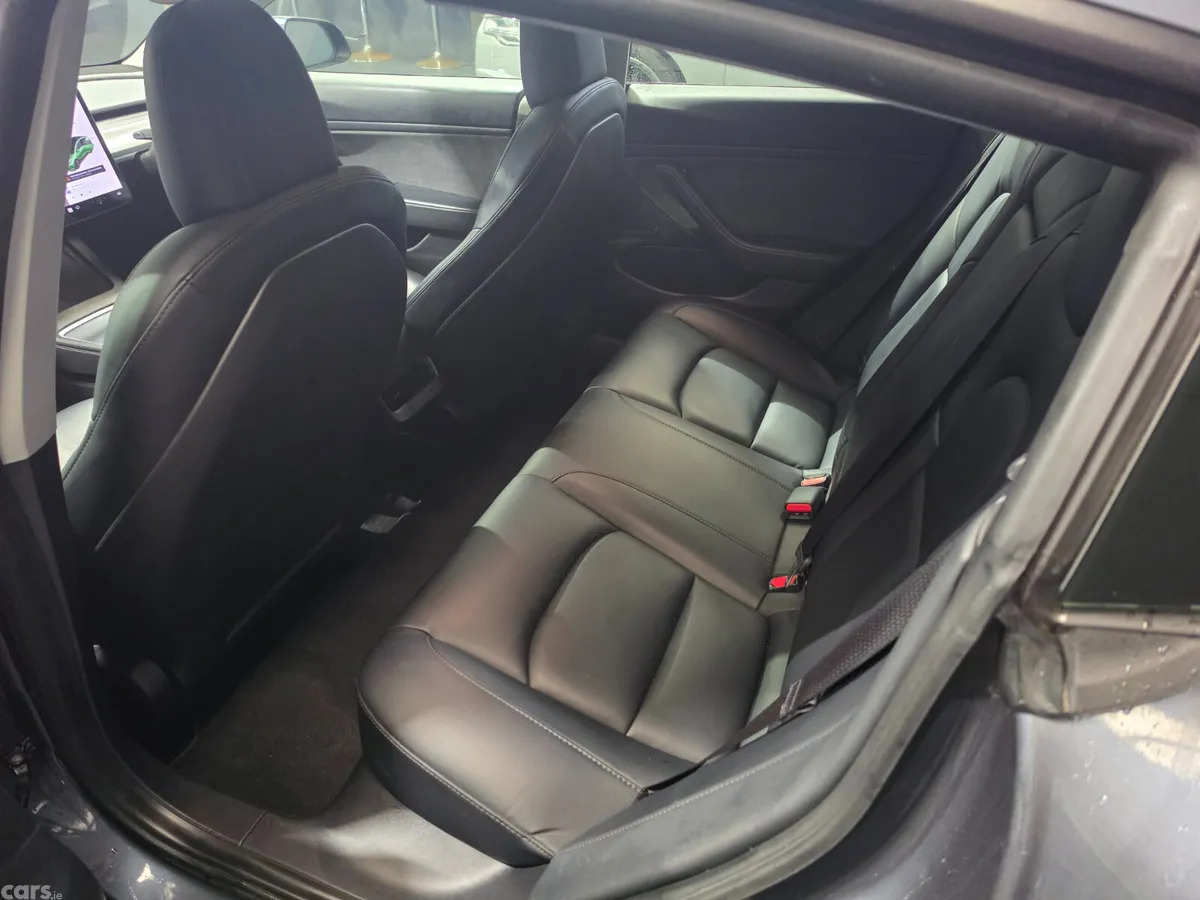Tesla Model 3 Saloon, Electric, 2021, Grey