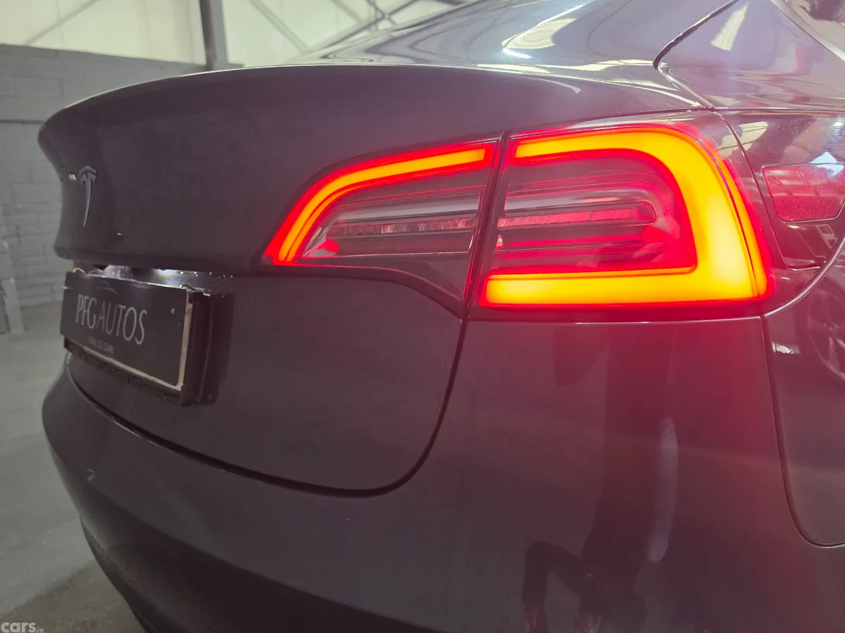 Tesla Model 3 Saloon, Electric, 2021, Grey