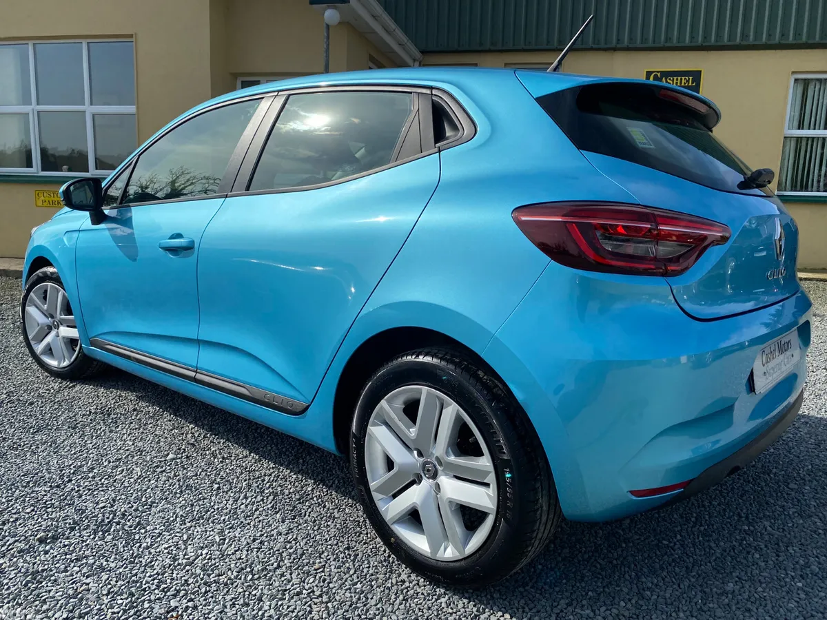 Renault Clio Hatchback, Petrol, 2022, Blue