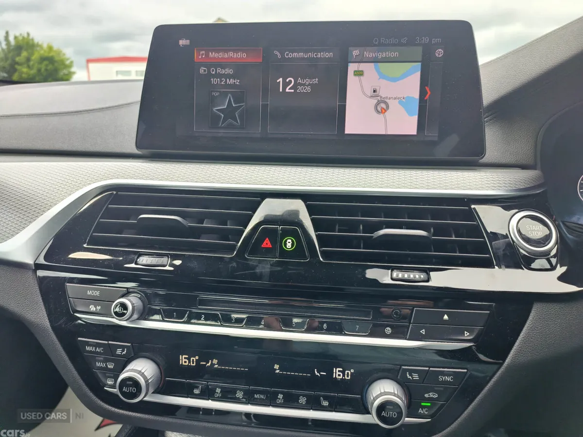BMW 5-Series Saloon, Petrol Hybrid, 2019, Black