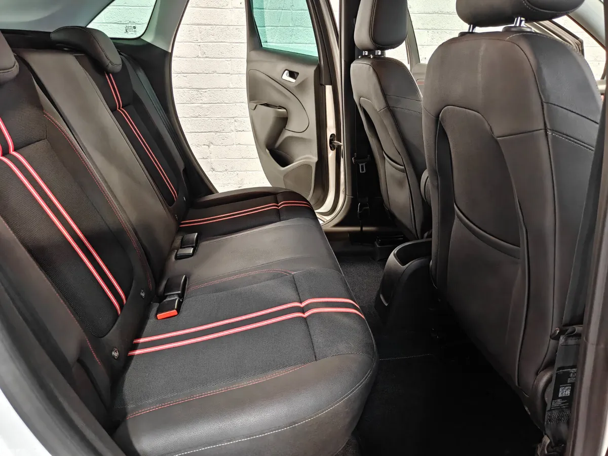 Opel Crossland X SUV, Petrol, 2021, White