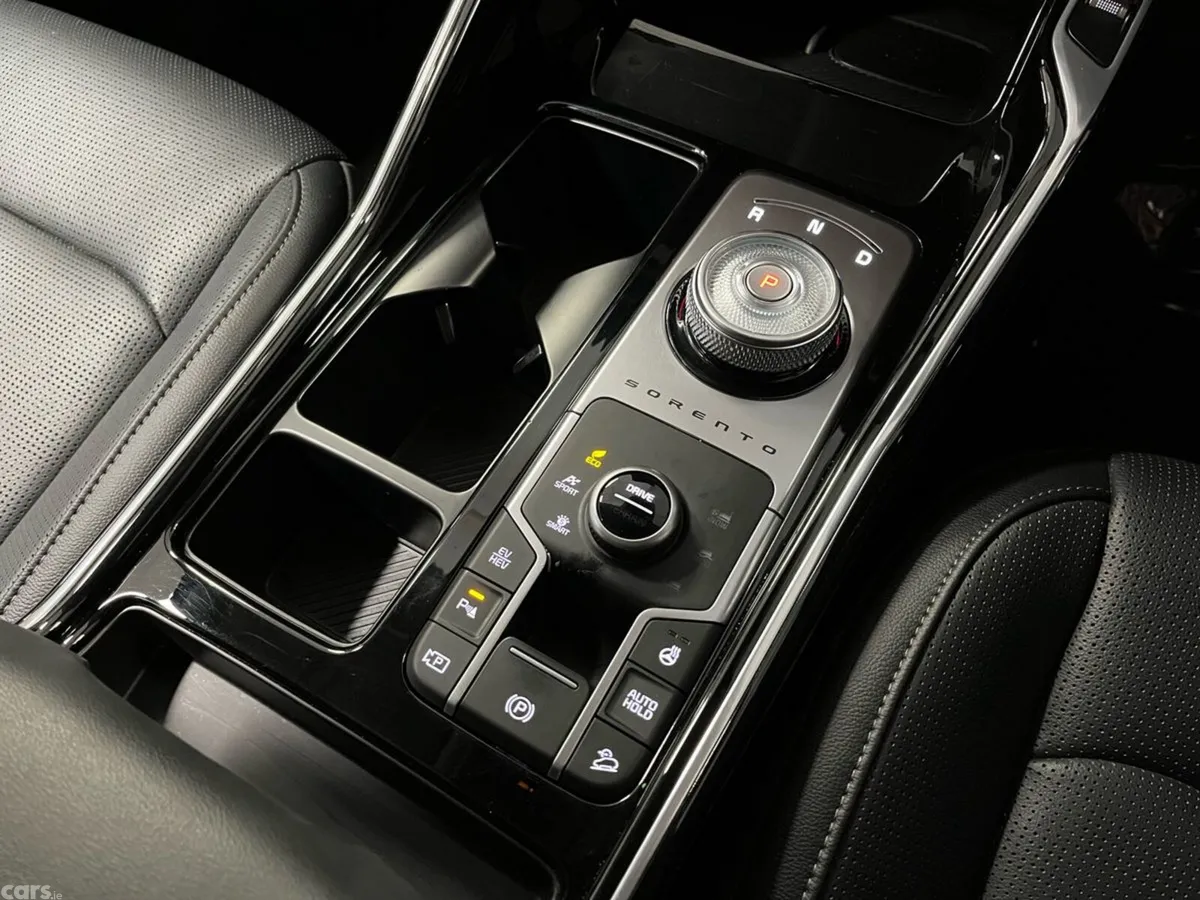 Kia Sorento SUV, Petrol Plug-in Hybrid, 2025, Blue