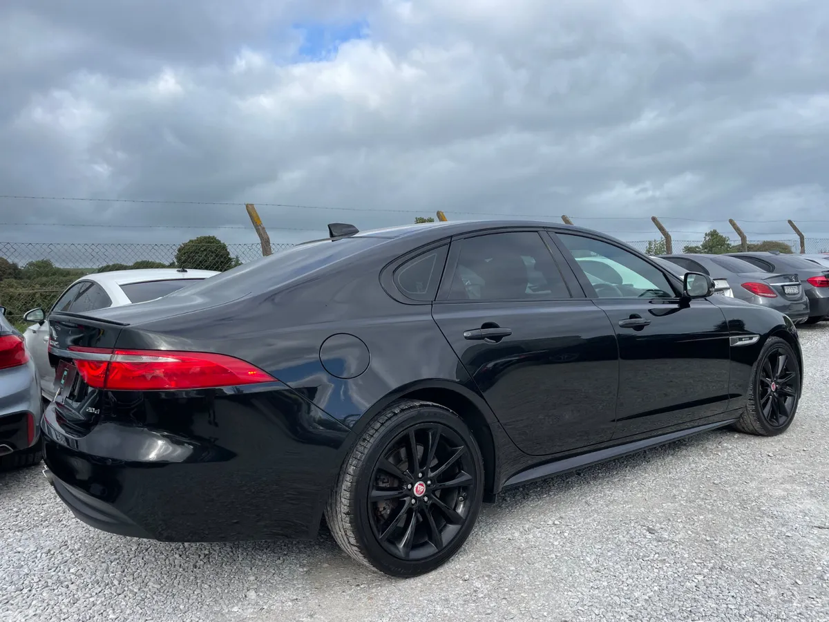 Jaguar XF Saloon, Diesel, 2017, Black