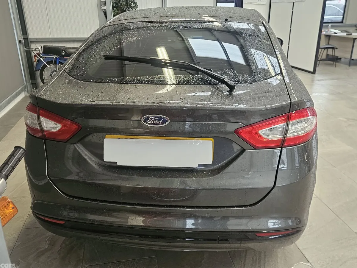 Ford Mondeo Hatchback, Diesel, 2018, Grey
