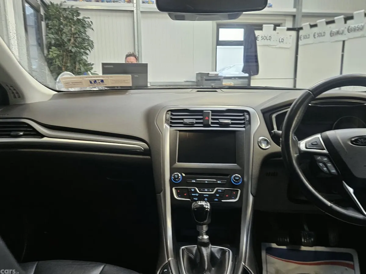 Ford Mondeo Hatchback, Diesel, 2018, Grey