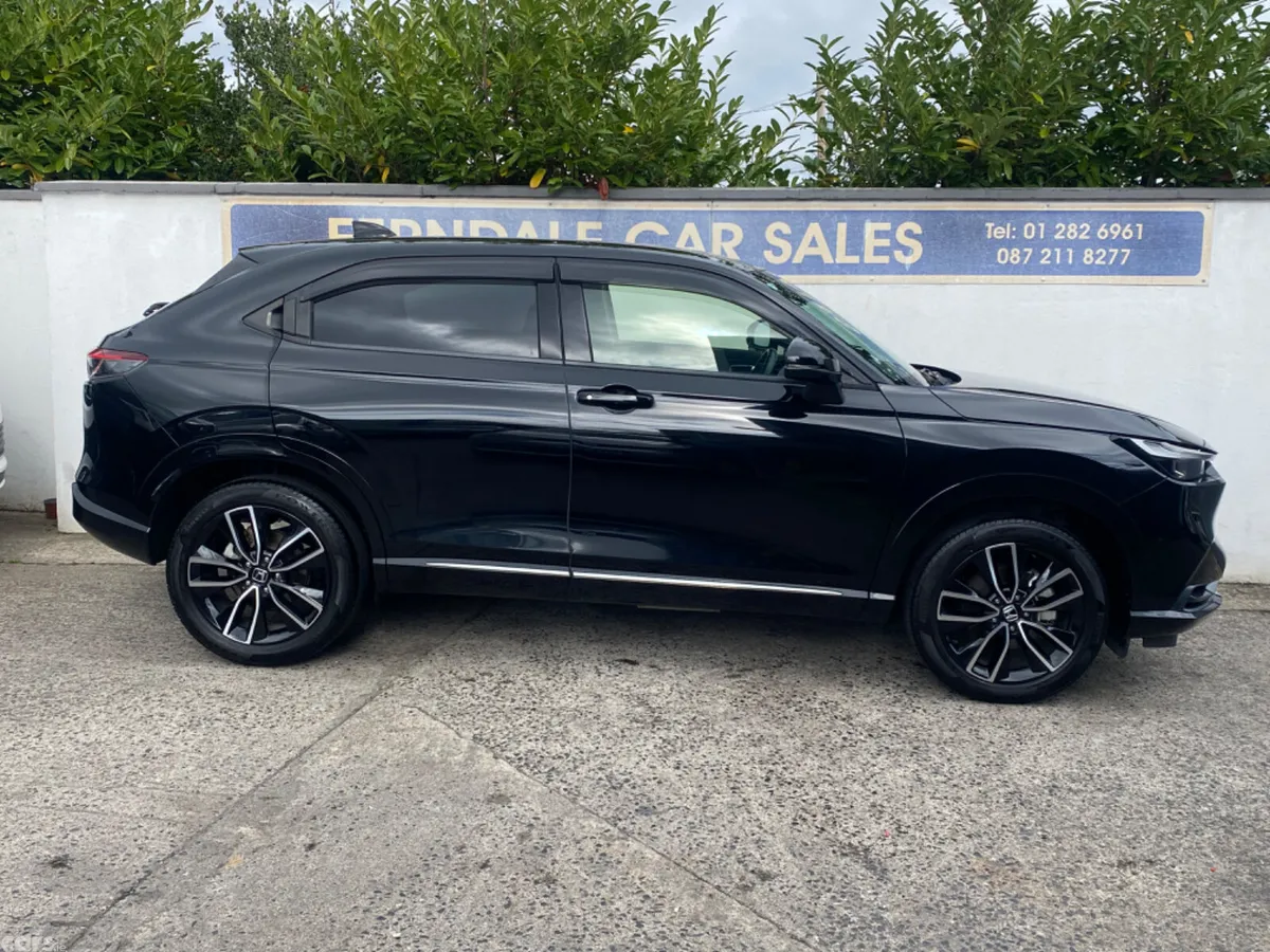 Honda Vezel Hatchback, Petrol Hybrid, 2021, Black