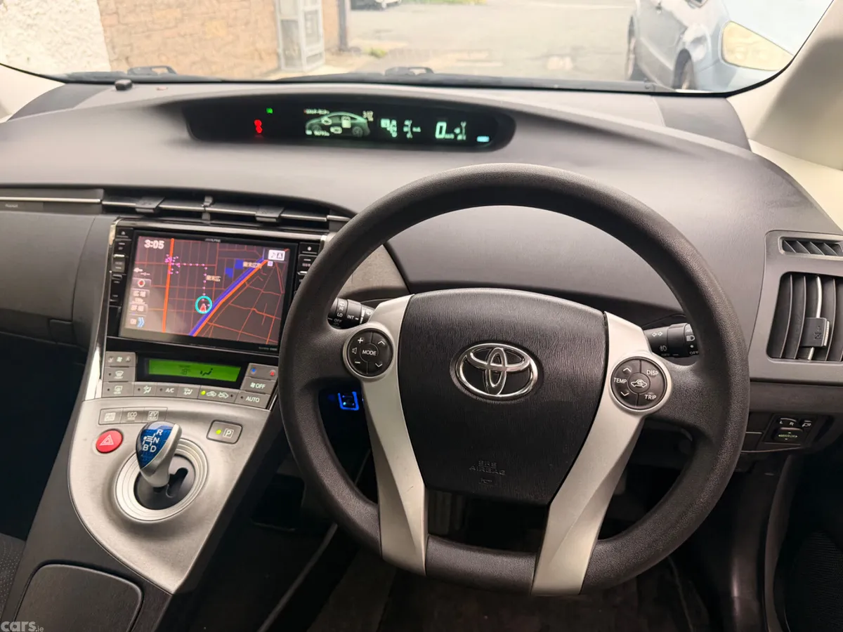 Toyota Prius Hatchback, Petrol Hybrid, 2015, Silver