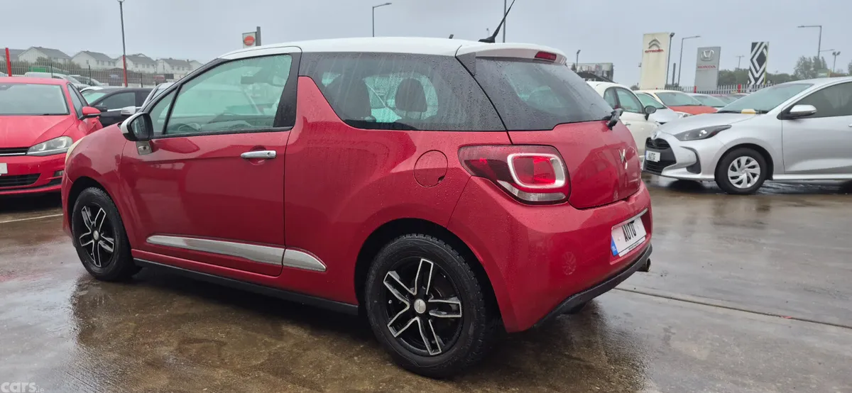 Citroen DS 3 Hatchback, Petrol, 2016, Red