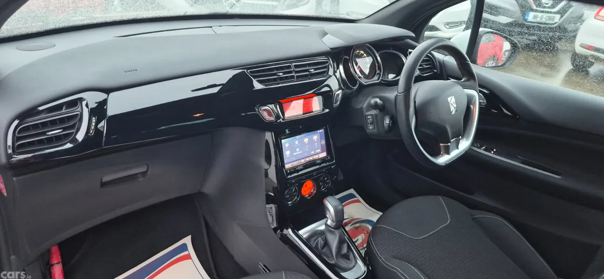 Citroen DS 3 Hatchback, Petrol, 2016, Red