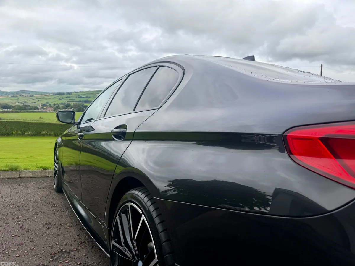 BMW 5-Series Saloon, Diesel, 2018, Grey