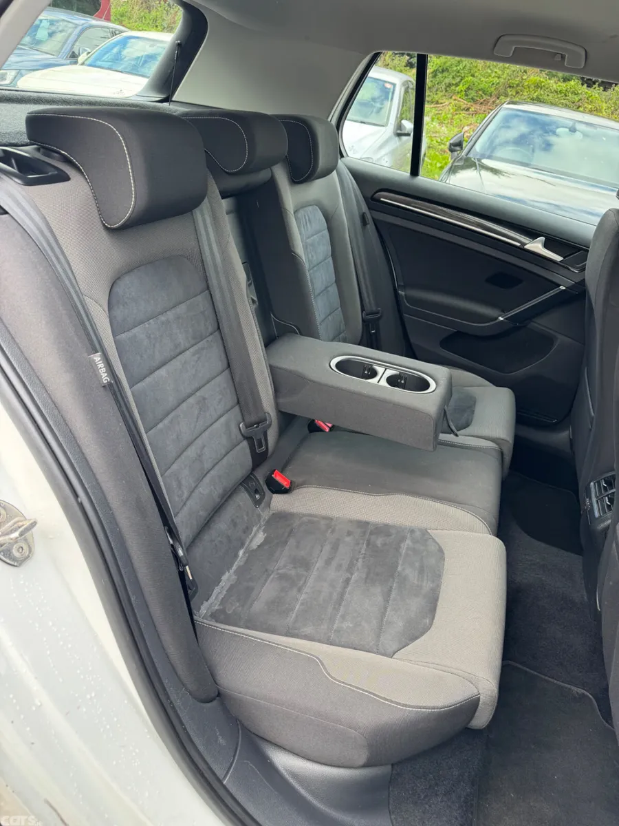 Volkswagen Golf Hatchback, Petrol, 2015, White