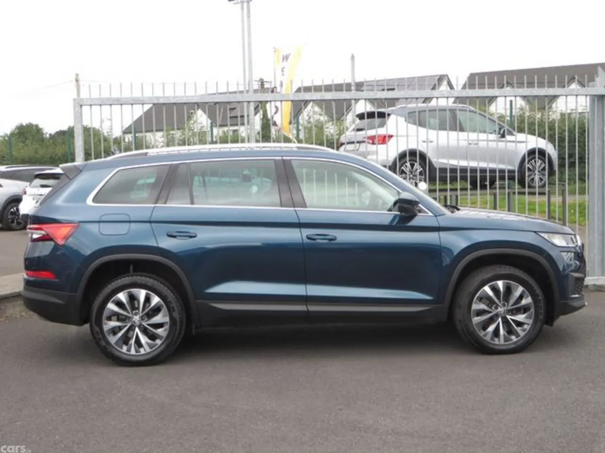 Skoda Kodiaq Estate, Diesel, 2024, Blue