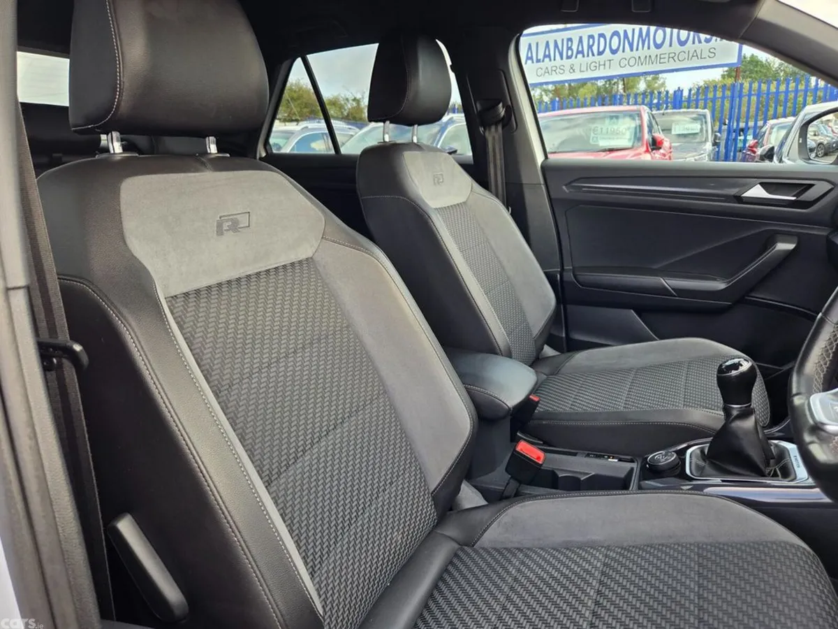 Volkswagen T-Roc Hatchback, Diesel, 2019, Silver