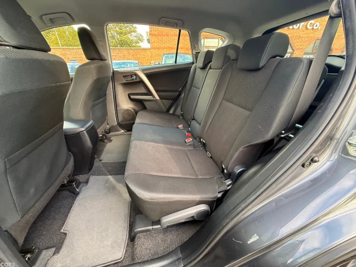 Toyota RAV4 MPV, Diesel, 2018, Grey