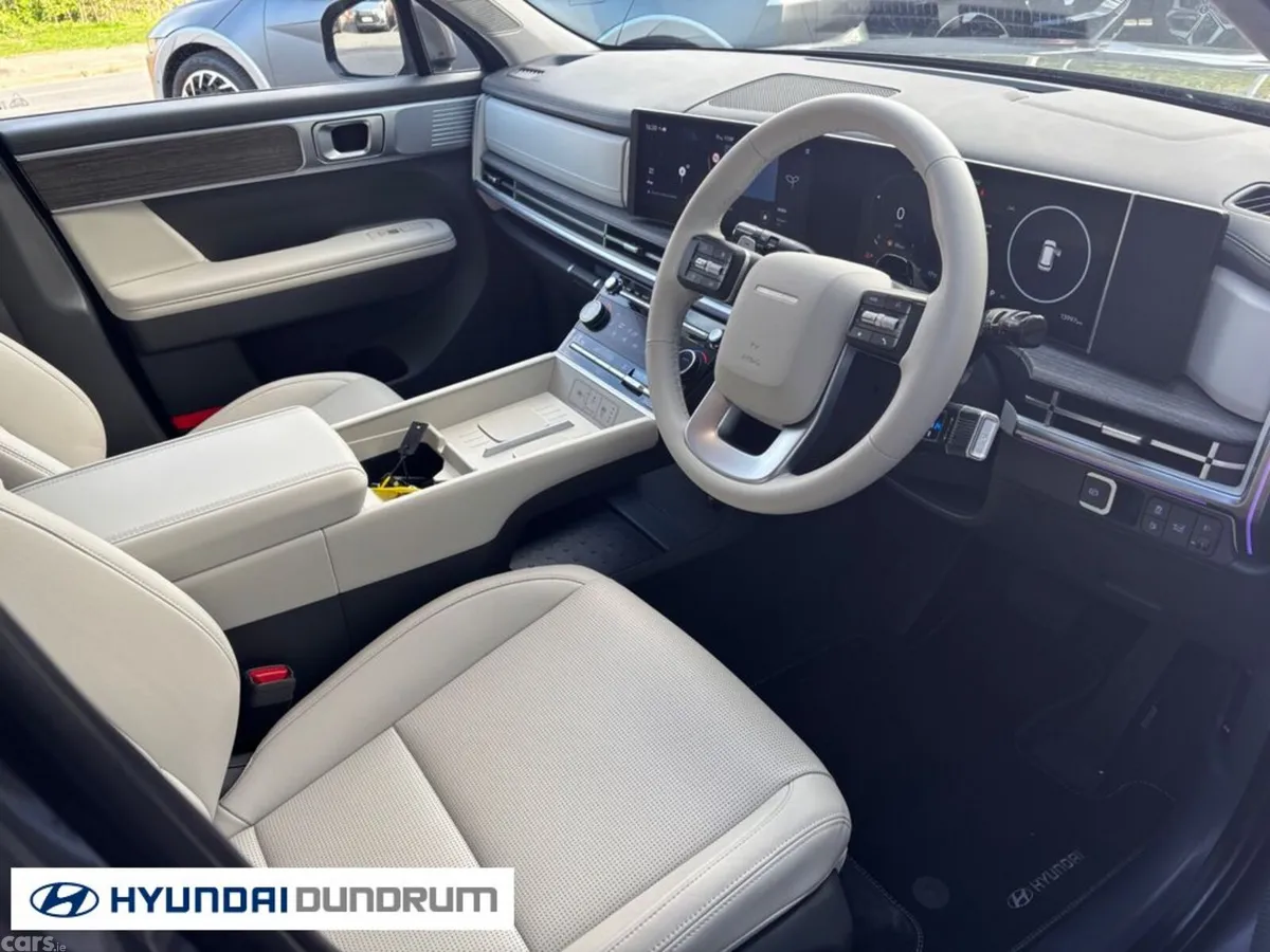Hyundai Santa Fe Estate, Petrol Hybrid, 2025, Grey