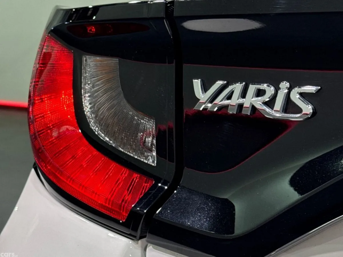 Toyota Yaris Hatchback, Petrol Hybrid, 2024, White