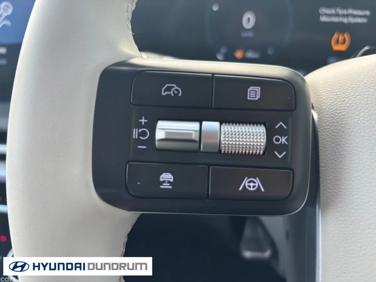 Hyundai Santa Fe Estate, Petrol Hybrid, 2025, Grey