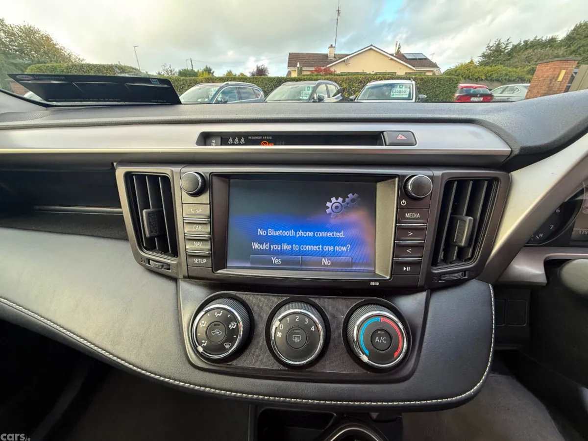 Toyota RAV4 MPV, Diesel, 2018, Grey