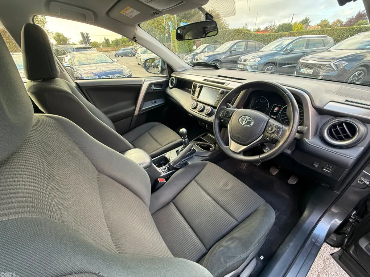 Toyota RAV4 MPV, Diesel, 2018, Grey