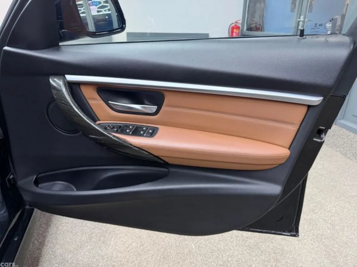 BMW 3-Series Estate, Diesel, 2017, Black