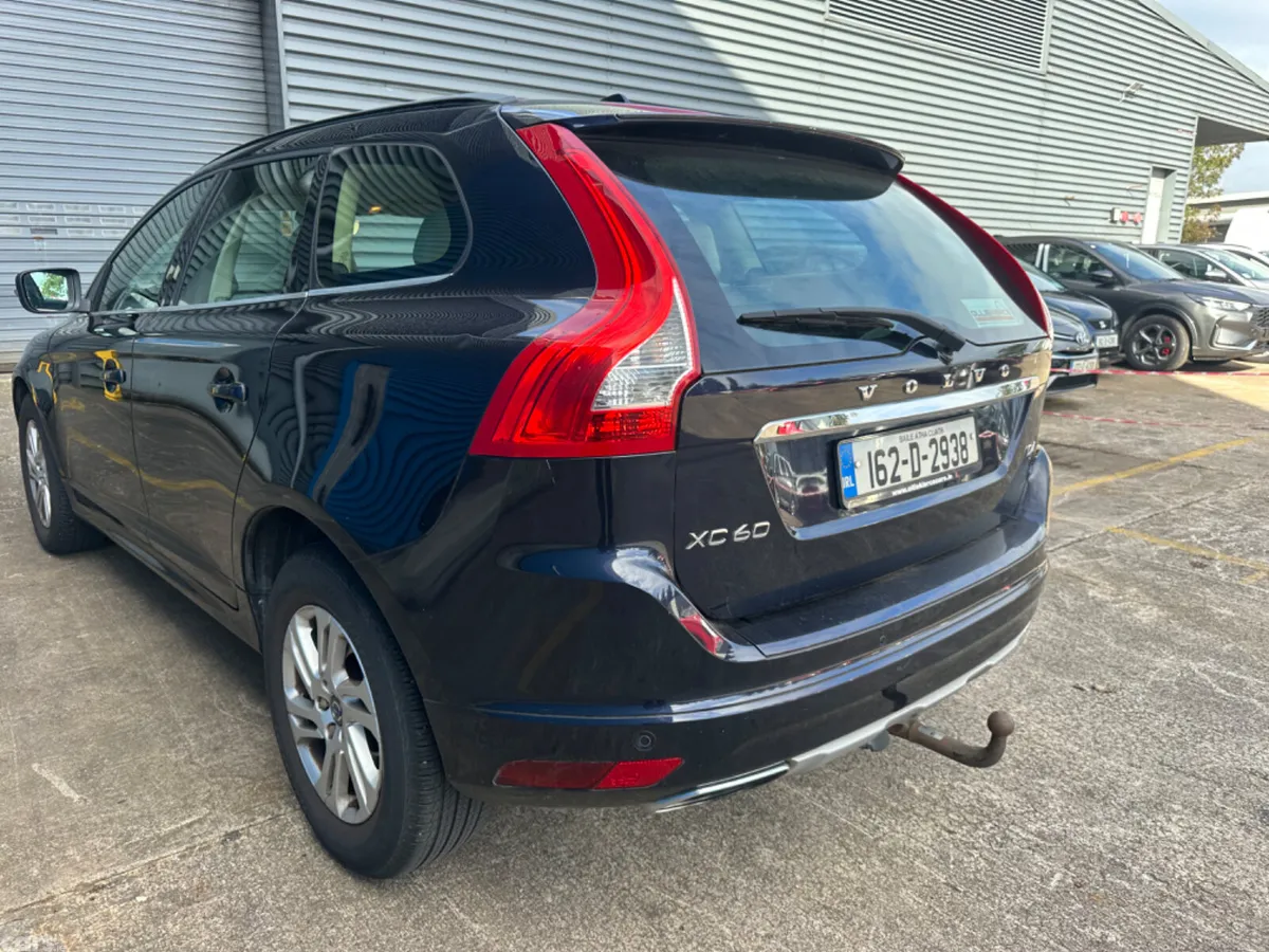 Volvo XC60 SUV, Diesel, 2016, Blue