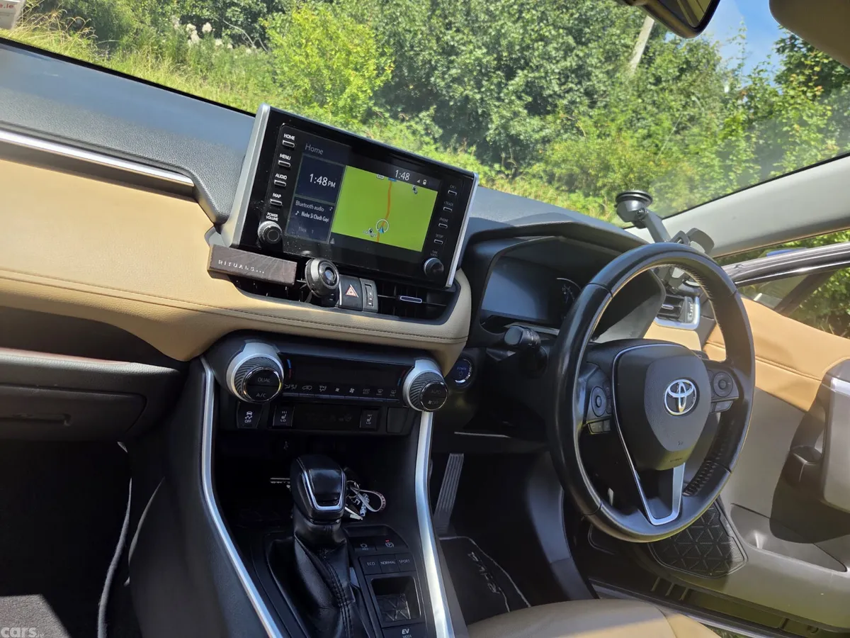 Toyota RAV4 SUV, Petrol Hybrid, 2021, Black