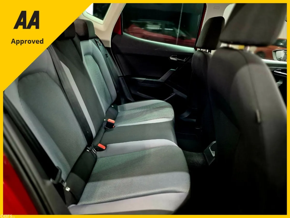 SEAT Arona SUV, Diesel, 2019, Red
