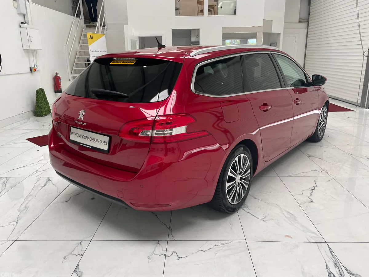 Peugeot 308 Estate, Diesel, 2021, Red