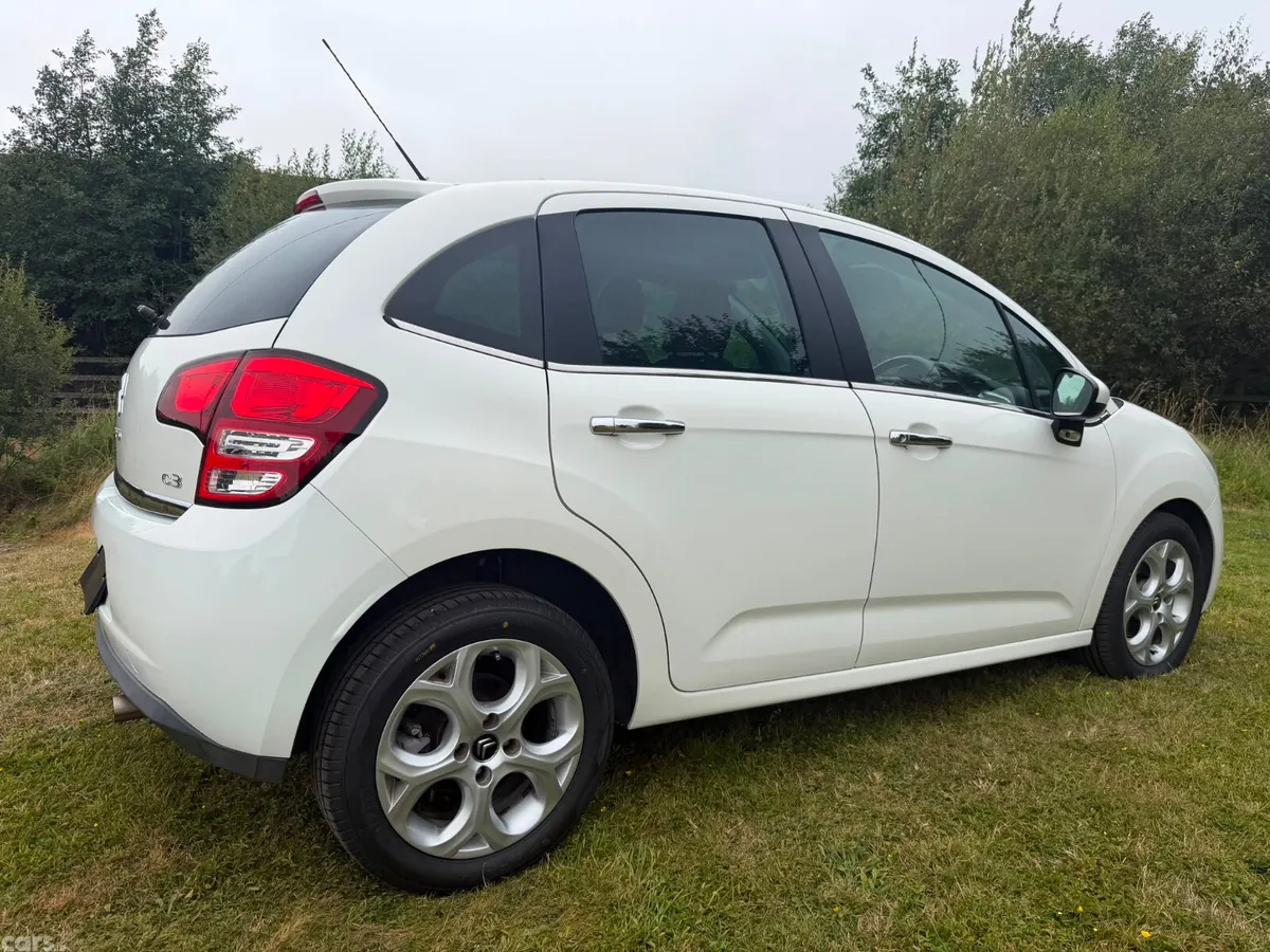 Citroen C3 Hatchback, Petrol, 2013, White