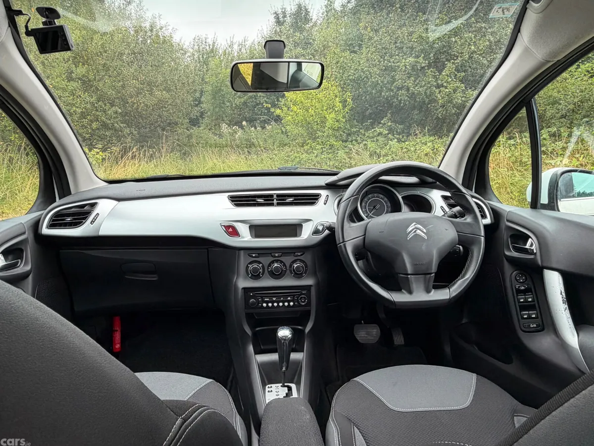 Citroen C3 Hatchback, Petrol, 2013, White