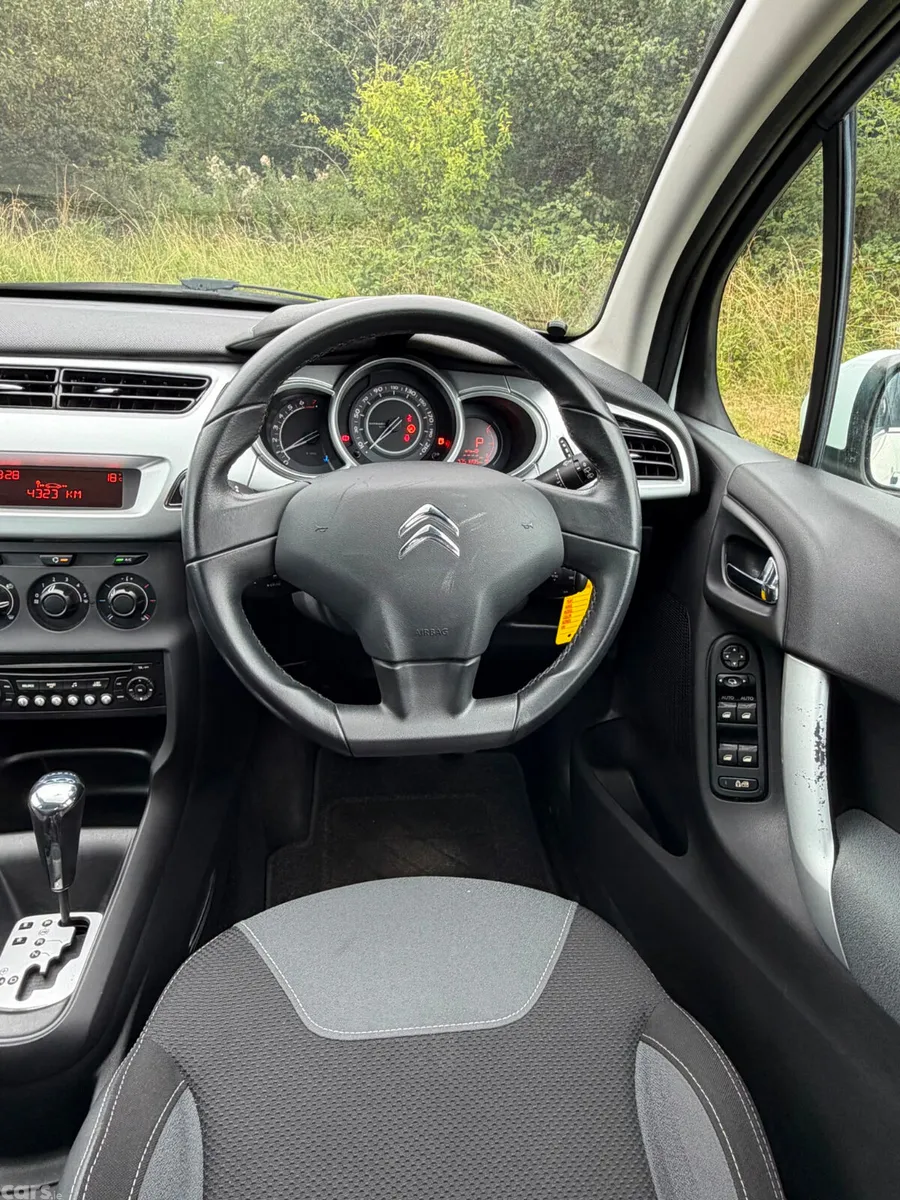Citroen C3 Hatchback, Petrol, 2013, White