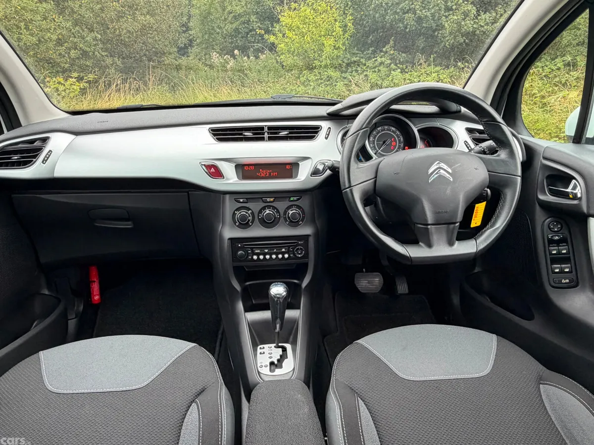 Citroen C3 Hatchback, Petrol, 2013, White